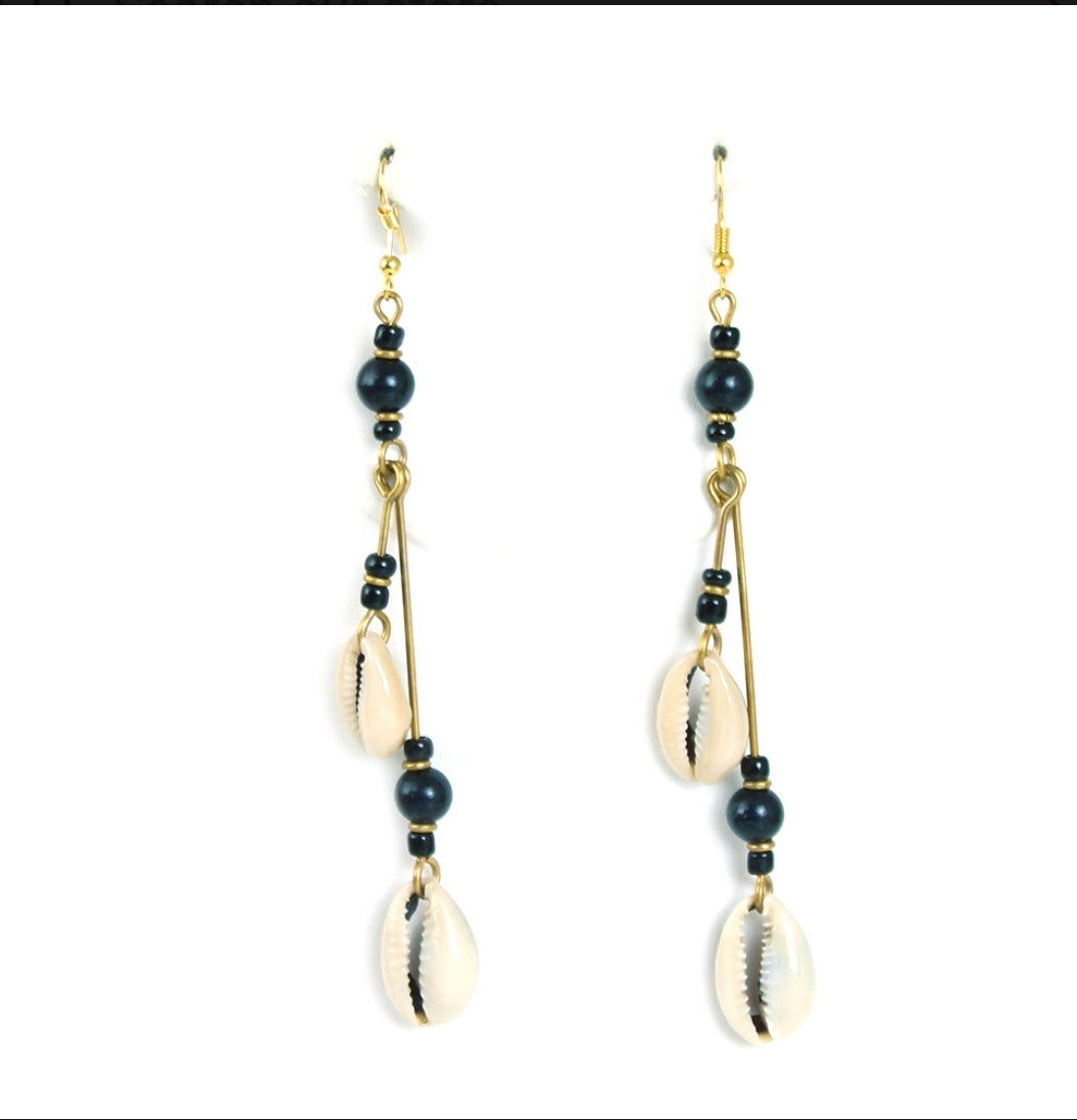 Double Shell w/ Black Beads Earrings